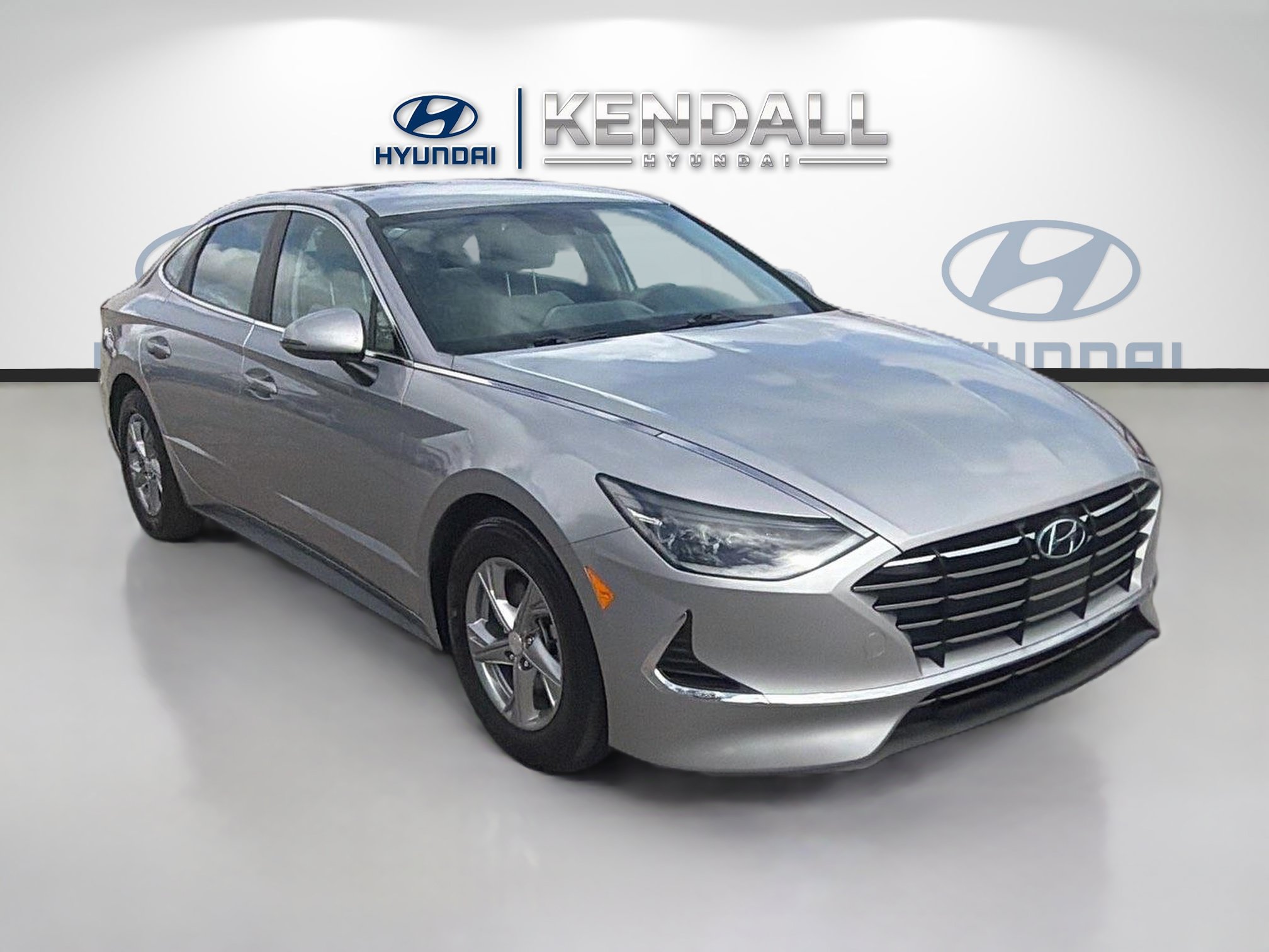 Used 2023 Hyundai Sonata SE FWD image 1