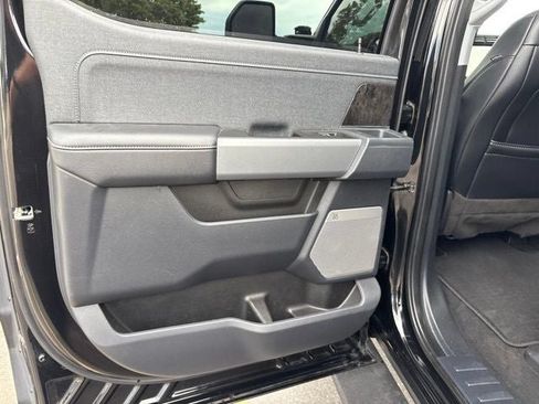 Used 2023 Ford F250 Lariat w/ Tremor Off-Road Package AWD/4WD image 22