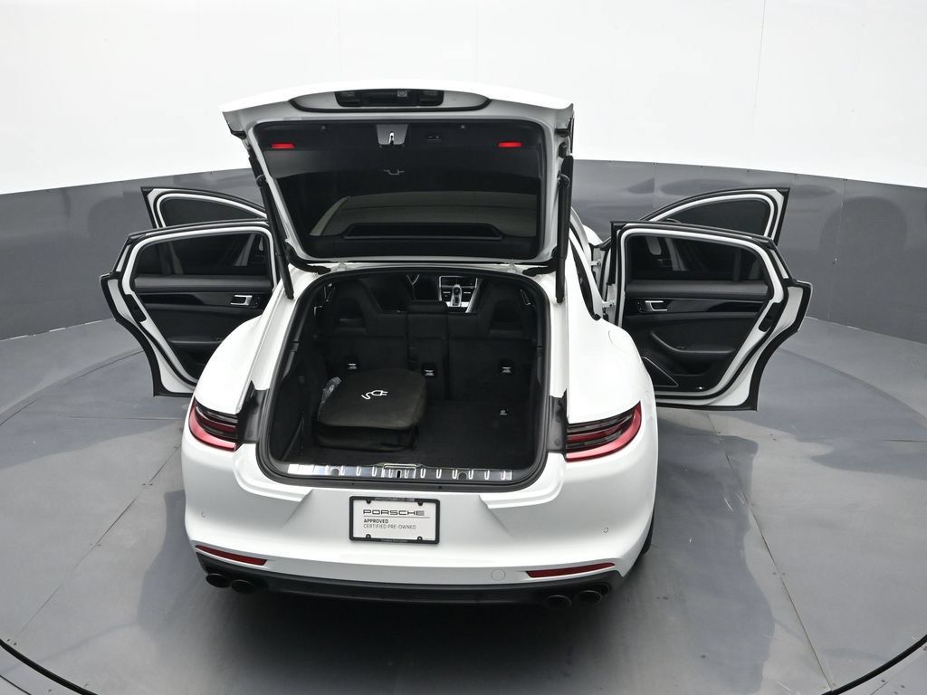Certified 2019 Porsche Panamera Turbo S w/ Premium Package Plus AWD/4WD image 28
