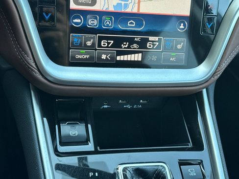 Used 2021 Subaru Outback Touring XT image 28