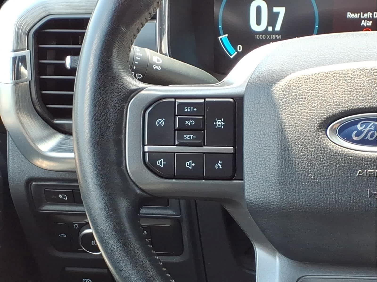 Used 2022 Ford F150 Lariat AWD/4WD image 21