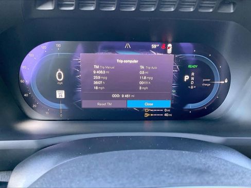 Used 2025 Volvo XC90 T8 Ultra image 23