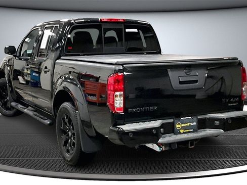 Used 2020 Nissan Frontier SV w/ Midnight Edition Floor Mats image 4