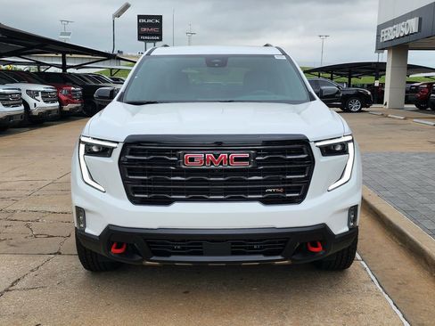New 2026 GMC Acadia AT4 image 9