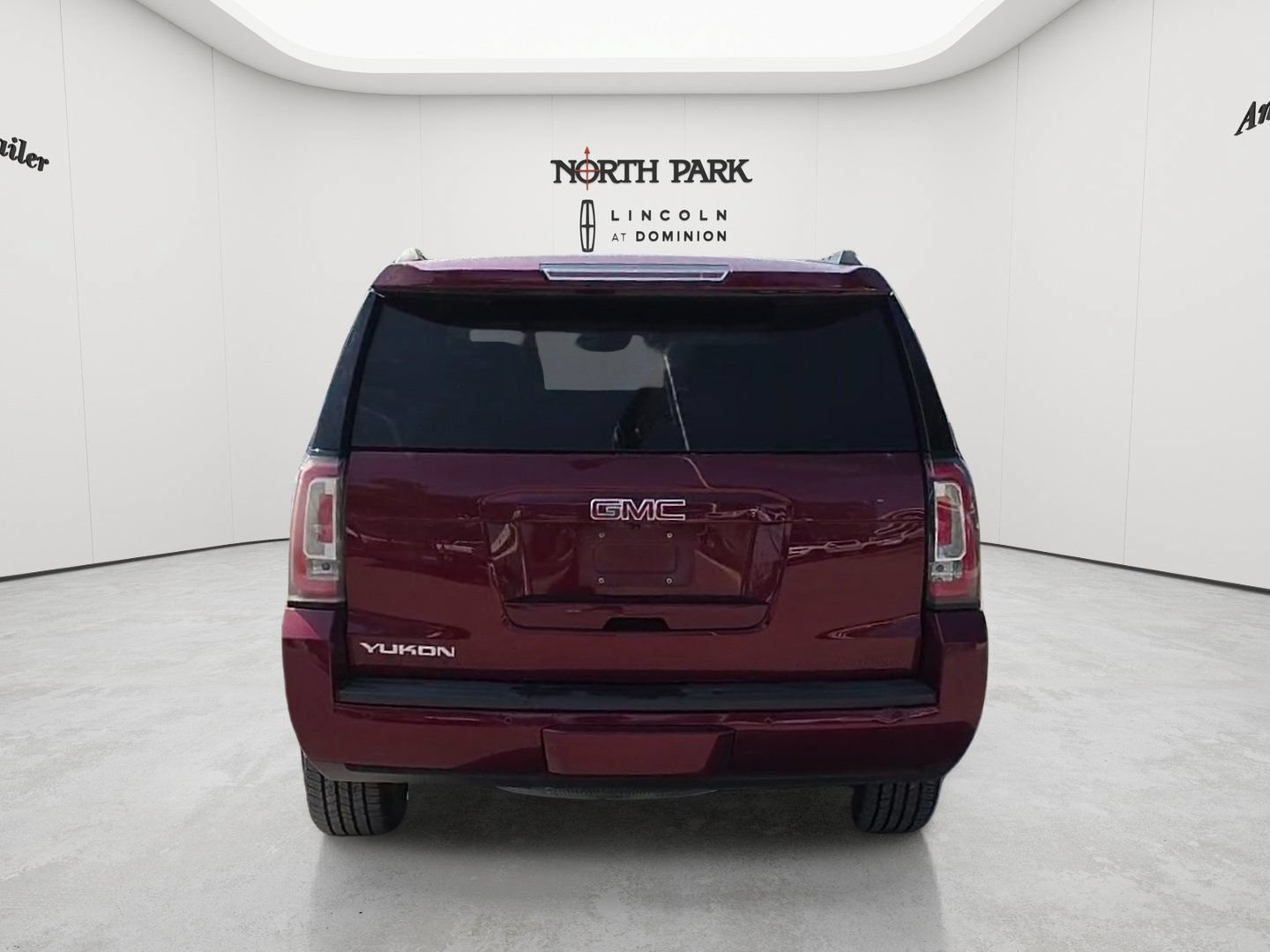 Used 2019 GMC Yukon SLT w/ Open Road Package RWD image 4
