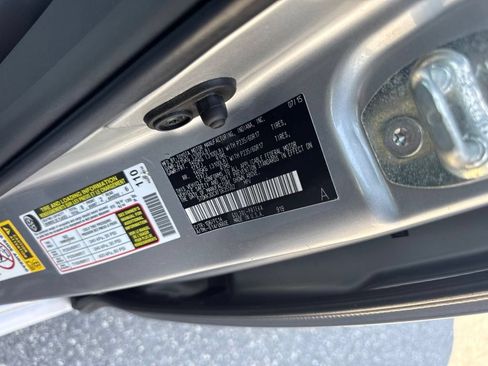 Used 2015 Toyota Sienna LE FWD image 19