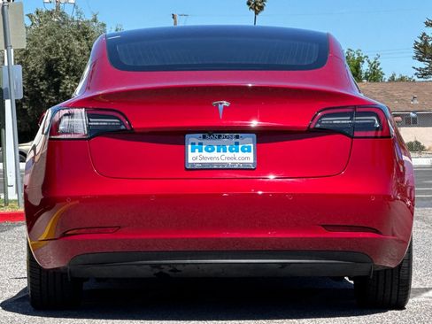 Used 2018 Tesla Model 3 Long Range image 10