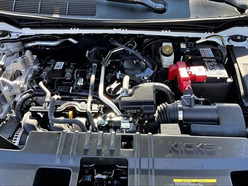 Used 2025 Nissan Kicks S image 23