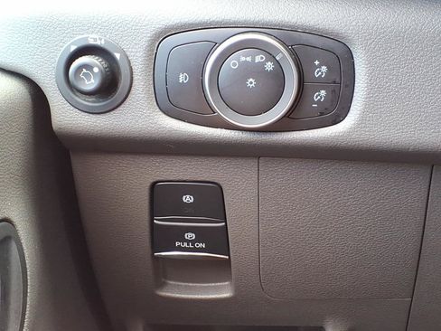 Used 2024 Ford Transit 350 XLT RWD image 22