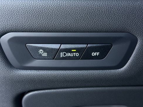 New 2026 BMW X5 xDrive50e image 28