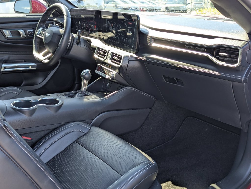 Used 2025 Ford Mustang GT Premium RWD image 22