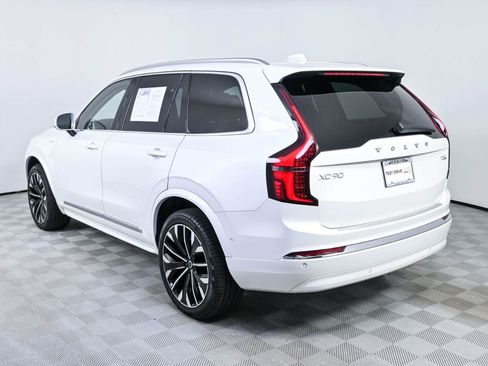 Used 2025 Volvo XC90 T8 Ultra AWD/4WD image 3