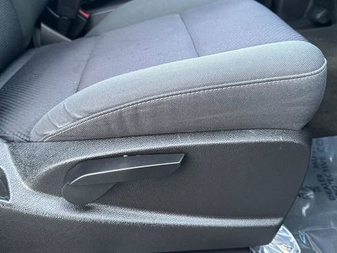 Used 2016 Chevrolet Silverado 1500 LT w/ LT Convenience Package image 23