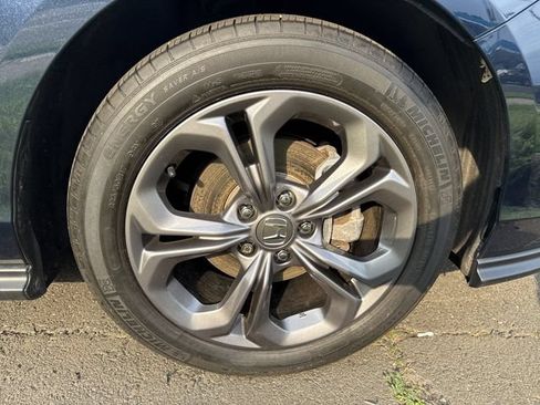 Used 2023 Honda Accord EX image 35