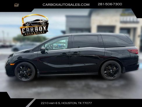 Used 2023 Honda Odyssey Sport image 2