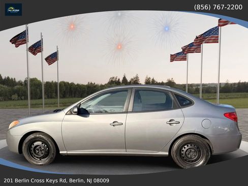 Used 2010 Hyundai Elantra GLS FWD image 4