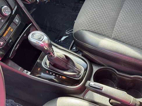 Used 2019 Buick Encore Preferred image 26