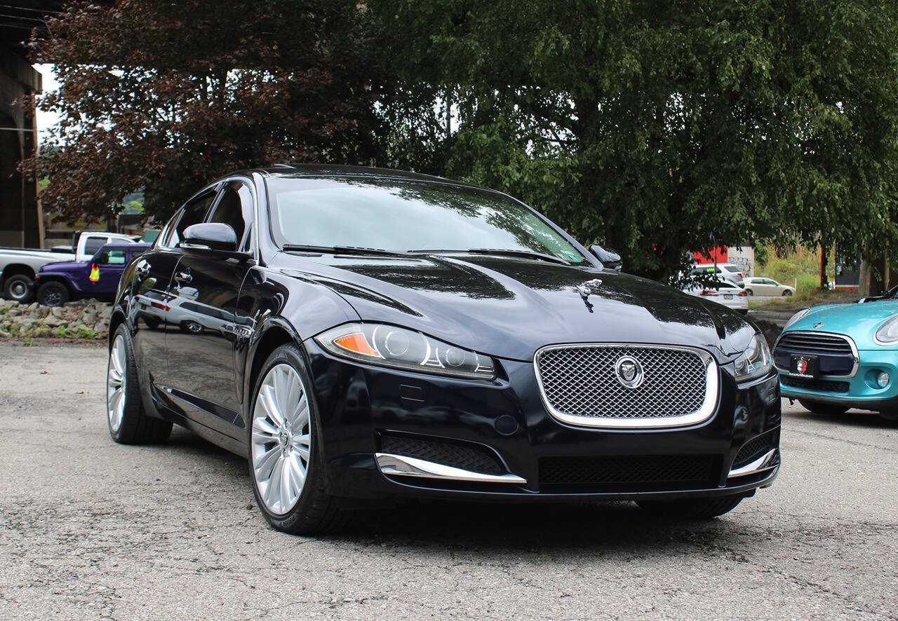 Used 2012 Jaguar XF RWD image 9