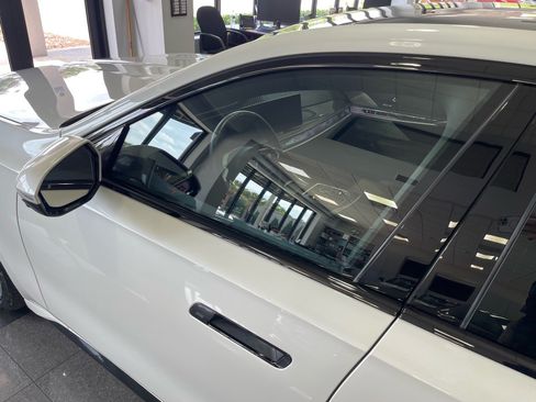 Used 2024 BMW i7 xDrive60 AWD/4WD image 14