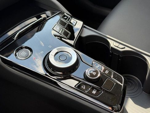 Used 2025 Kia Sportage EX w/ EX Premium Package image 14