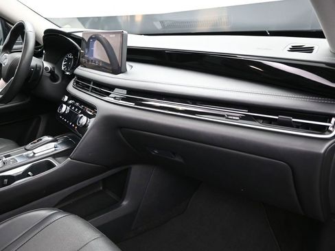 Used 2023 INFINITI QX60 Pure image 25