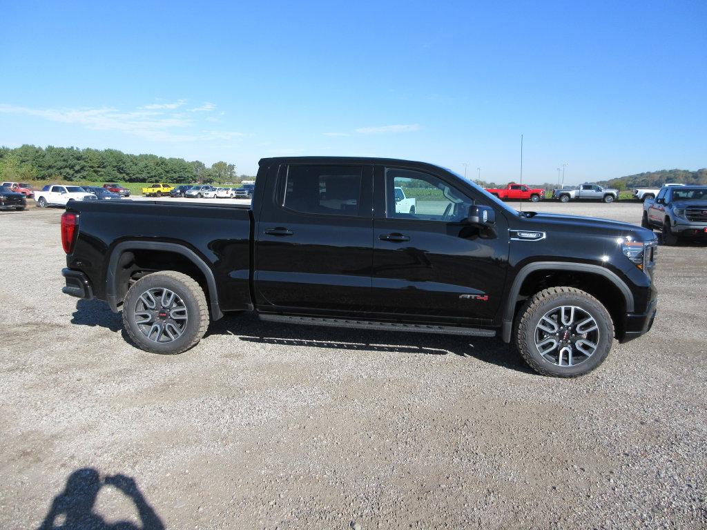 New 2026 GMC Sierra 1500 AT4 w/ AT4 Premium Package AWD/4WD image 3
