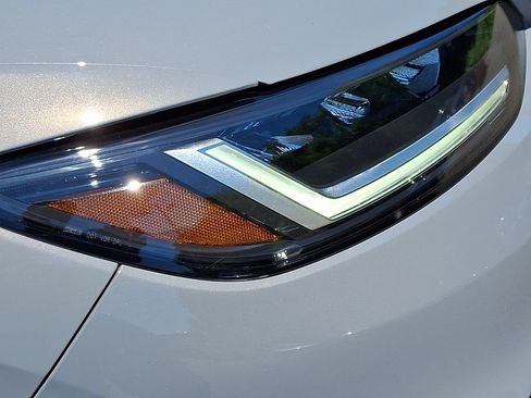 Used 2025 Honda HR-V Sport image 10