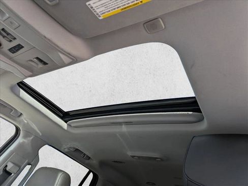 Used 2020 Cadillac Escalade Luxury image 17