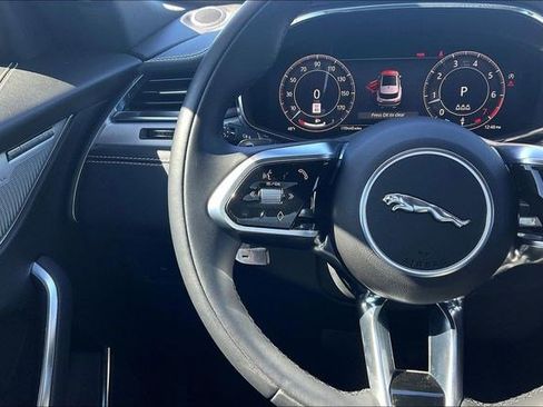 Used 2024 Jaguar F-PACE R-Dynamic S image 21