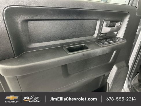 Used 2024 RAM 2500 Tradesman w/ Chrome Appearance Group image 22