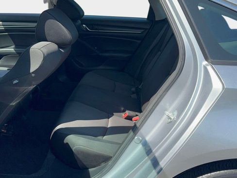 Used 2022 Honda Accord LX image 12