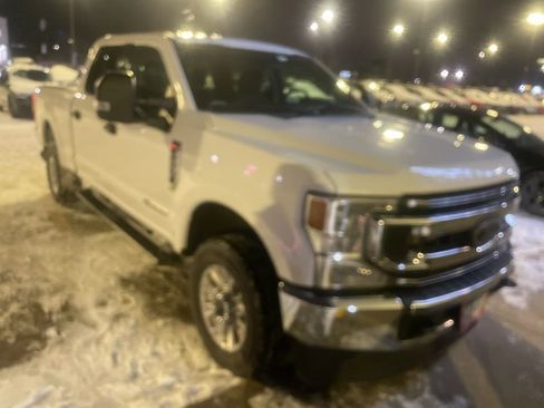 Used 2021 Ford F250 XLT image 3