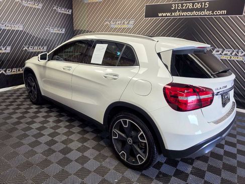 Used 2018 Mercedes-Benz GLA 250 image 11