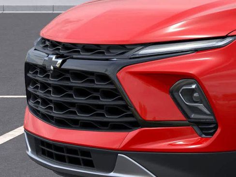 New 2025 Chevrolet Blazer LT w/ Midnight/Sport Edition image 13