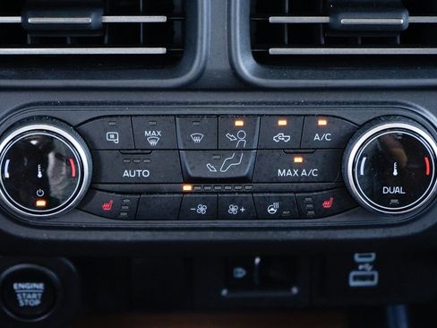 Used 2023 Ford Maverick Lariat w/ Lariat Luxury Package image 31