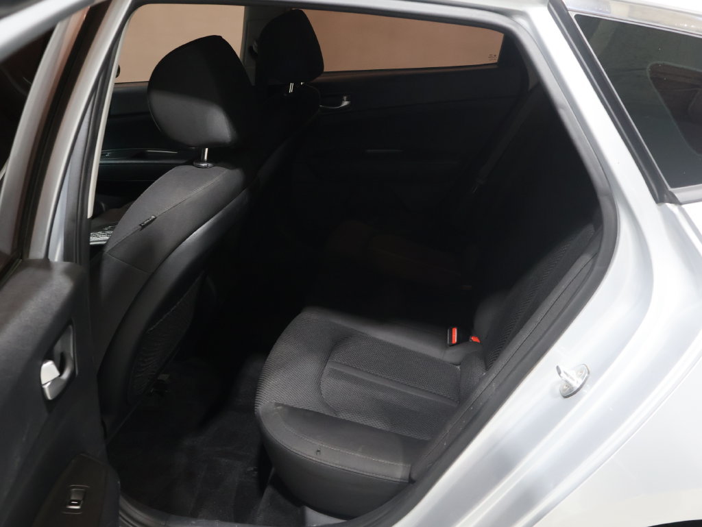 Used 2020 Kia Optima LX FWD image 14