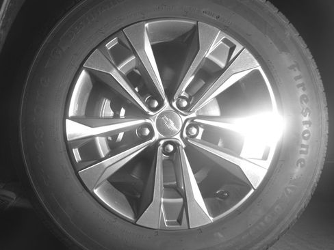 Used 2025 Chevrolet Equinox LT FWD image 12