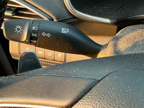 Used 2022 Hyundai Santa Fe SEL w/ Convenience + Premium Package image 25