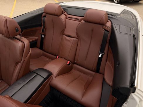 Used 2012 BMW 650i Convertible RWD image 13