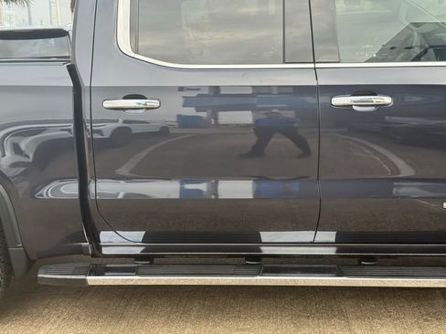 Used 2023 GMC Sierra 1500 SLT image 9