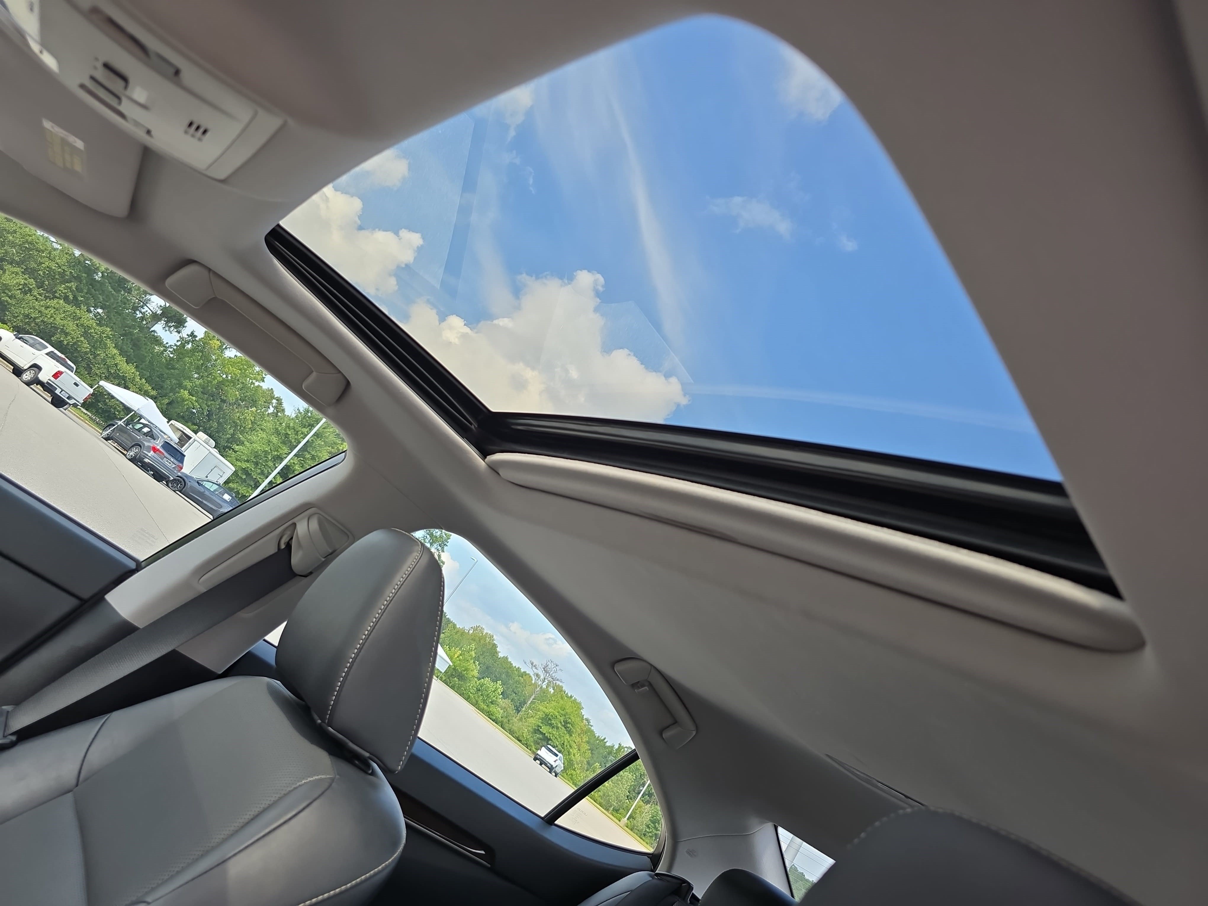 Used 2017 Lexus ES 350 w/ Premium Package FWD image 30