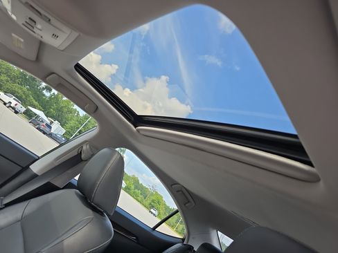 Used 2017 Lexus ES 350 w/ Premium Package FWD image 30