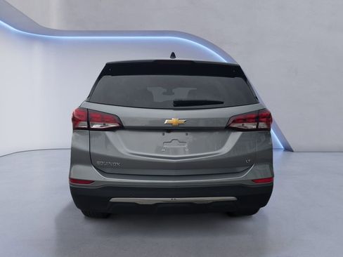 Used 2024 Chevrolet Equinox LT FWD image 4