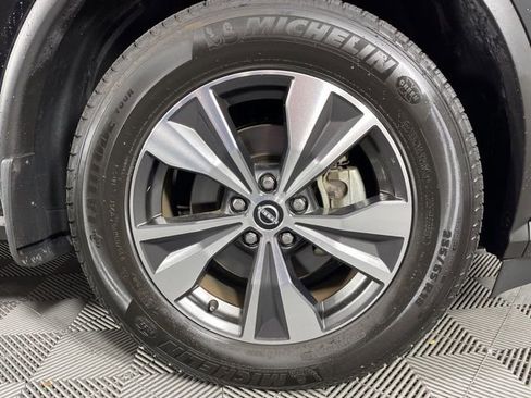 Used 2024 Nissan Murano SV image 14