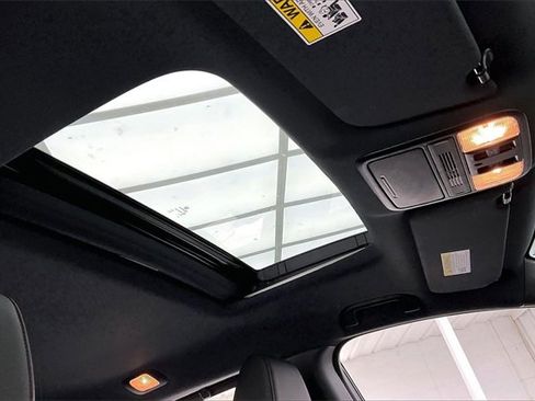 Certified 2023 Honda Odyssey Sport image 13