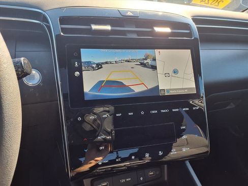 Used 2024 Hyundai Santa Cruz SEL w/ Activity Package image 11