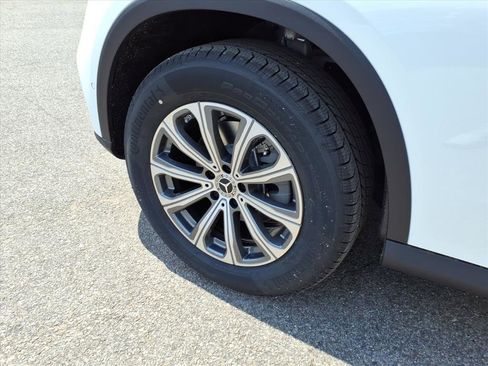 New 2026 Mercedes-Benz GLC 300 4MATIC image 9