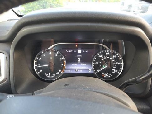 Used 2021 Nissan Titan SV w/ SV Convenience Package AWD/4WD image 10