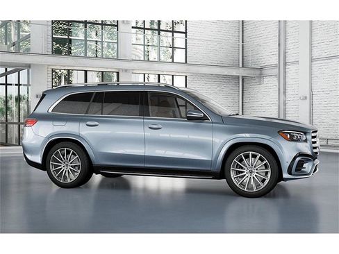 New 2026 Mercedes-Benz GLS 450 4MATIC image 14