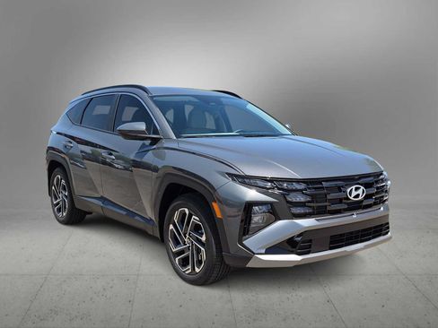 New 2026 Hyundai Tucson SEL Plus FWD image 2